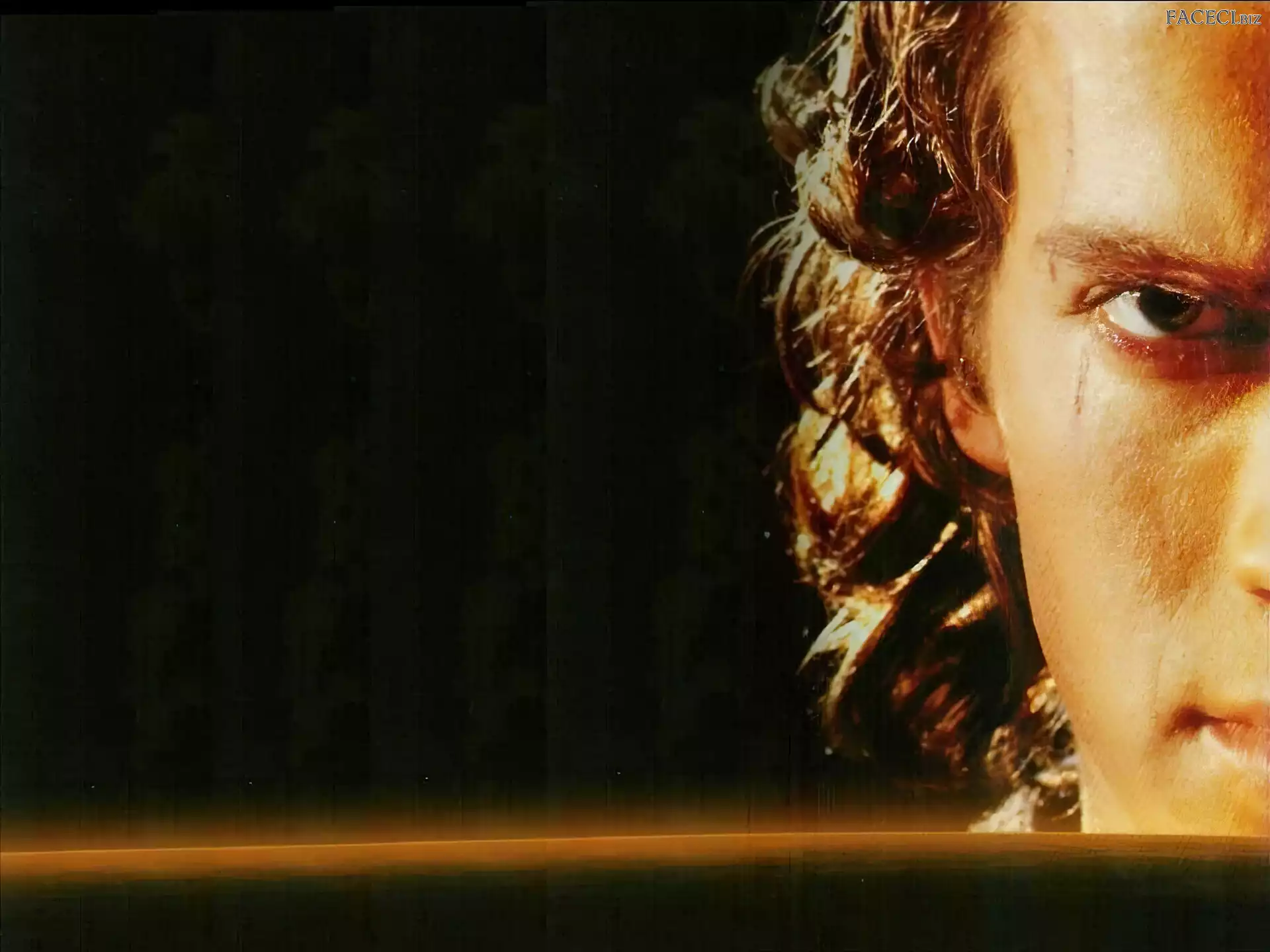 Hayden Christensen, kręcone włosy